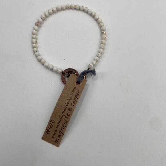 NWT made for more magnesite copper beaded bracelet - Picture 2 of 4